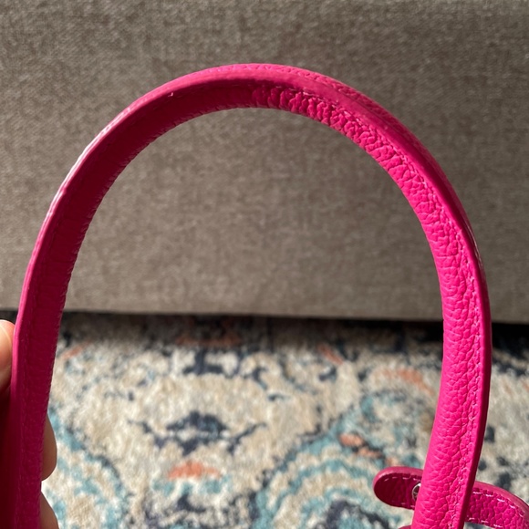 !! SOLD!! MCM Milla Medium Hot Pink - Picture 4 of 16